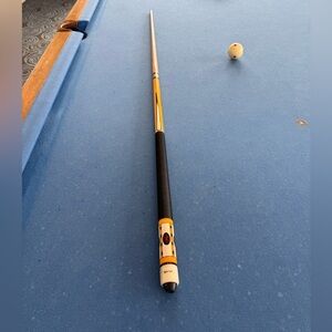 Classic Billiard Cue Stick - Black and Cream
